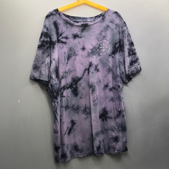 a cute tie dye effect t-shirt - Picture 1 of 2